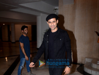 Sophie Choudry, Karan Tacker snapped at Manish Malhotra's home