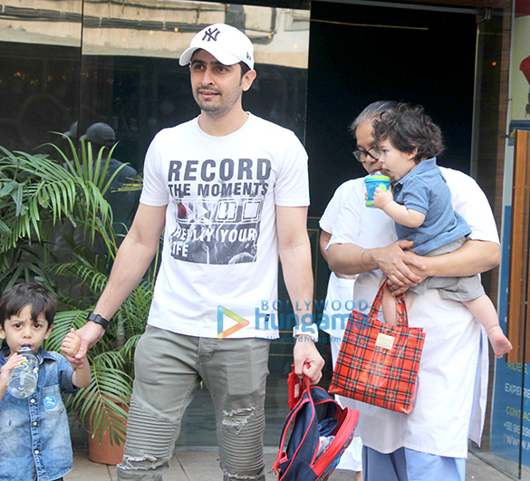 taimur ali khan spotted at play school in bandra 4