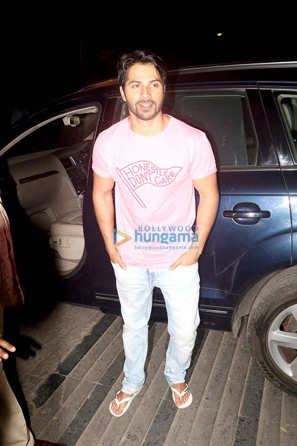 varun dhawan and aayush sharma spotted outside the gym 4
