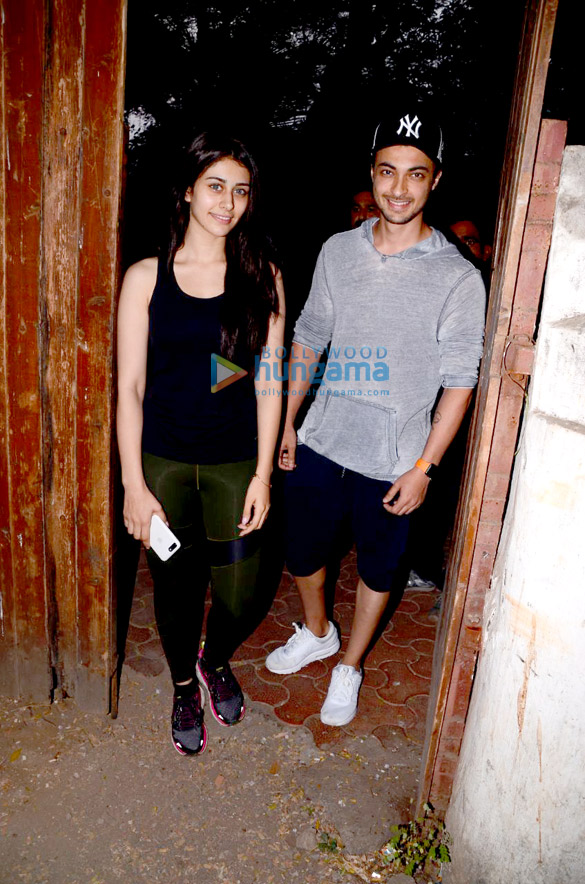 aayush sharma snapped with warina hussain 1