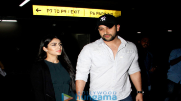 Ajay Devgn, Kajol, Sidharth Malhotra, Sussanne Khan and Aftab Shivdasini snapped at the Mumbai airport last night