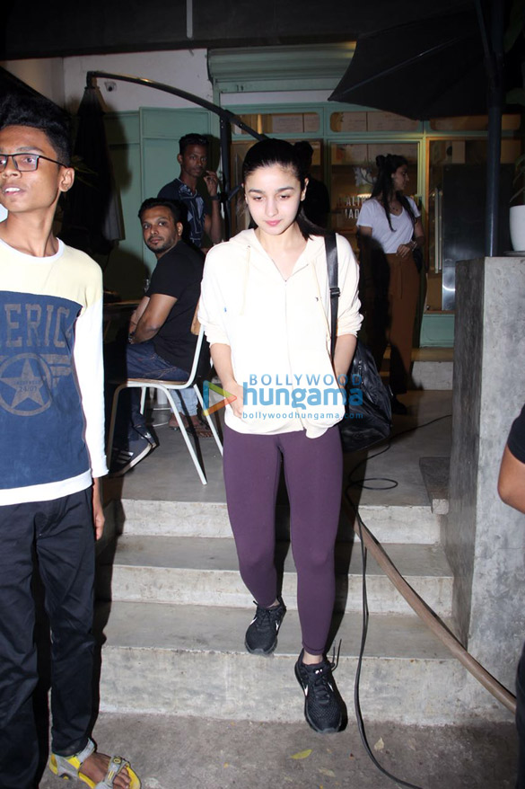 Alia Bhatt spotted at The Kitchen Garden in Bandra Alia Bhatt spotted at The Kitchen Garden in Bandra