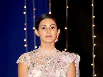 Amyra Dastur snapped sporting a vintage saree look