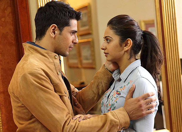 Box Office: Aiyaary takes an ordinary opening; collects Rs. 3.50 cr on Day 1 Box Office: Aiyaary takes an ordinary opening; collects Rs. 3.50 cr on Day 1
