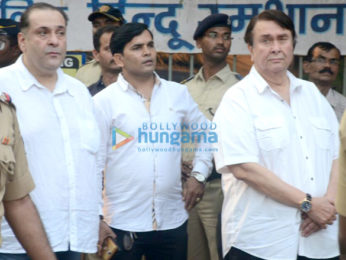 Celebs attend Sridevi's cremation ceremony at Seva Samaj Crematorium and Hindu Cemetery in Vile Parle, Mumbai