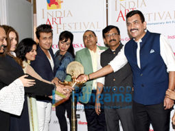 Sonu Nigam, Sanjay Raut and others grace the inauguration of the Indian Arts Festival