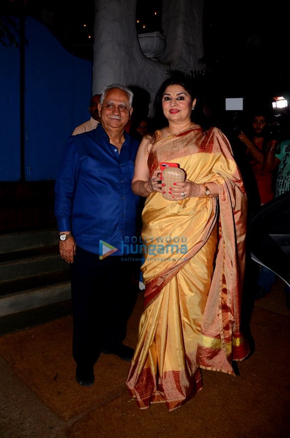 celebs grace manmohan shettys birthday party at olive in bandra 12