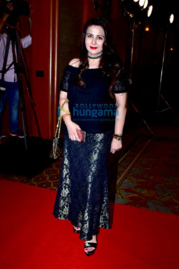 Celebs grace Yash Chopra's memorial award
