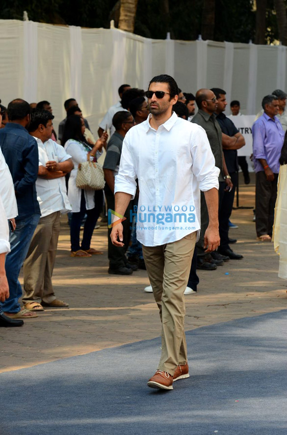 celebs snapped attending sridevis condolence meeting at celebrations sports club 14