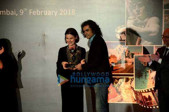 deepika padukone honoured by italian consulate 5