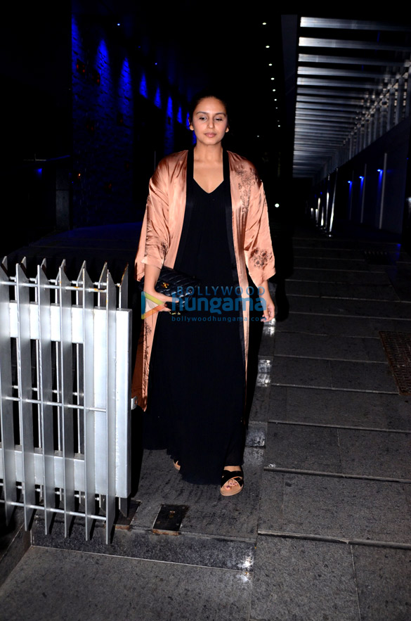 huma qureshi spotted after dinner in bandra 3