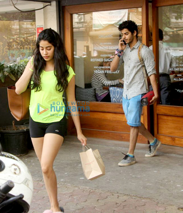 janhvi kapoor and ishaan khatter spotted at sequel cafe in bandra 5