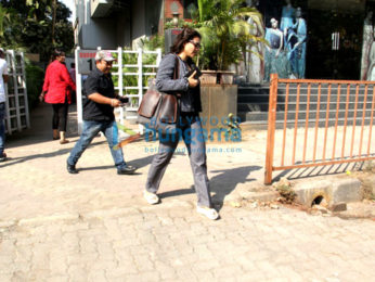 Kajol snapped at Vikram Phadnis' store in Juhu