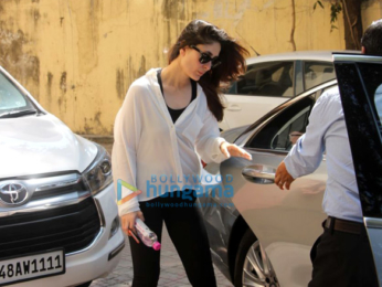 Kareena Kapoor Khan spotted outside the gym in Bandra