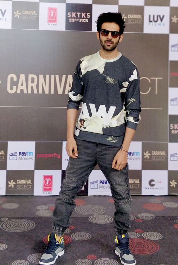 Karthik Aaryan aces athleisure with a dash of quirk for Sonu Ke Titu Ki Sweety promotions