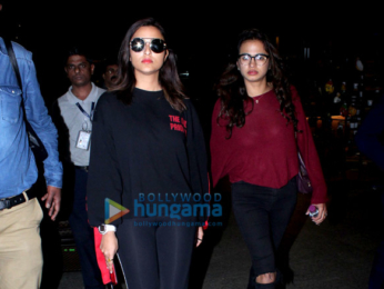 Kriti Sanon, Shilpa Shetty, Malaika Arora and others snapped at the airport