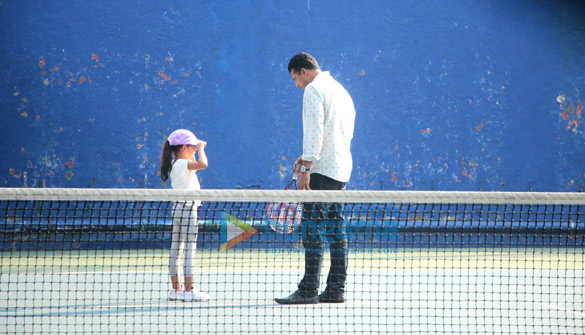 mahesh bhupati snapped with his daughter at a tennis court in bandra 3