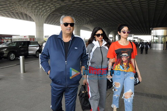 malaika arora sridevi and others snapped at the airport 2