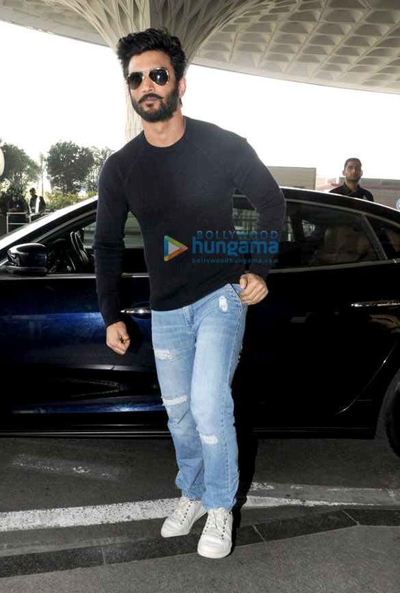 rajinikanth deepika padukone and others snapped at the airport 3