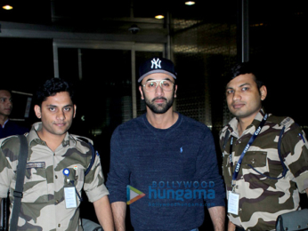 Ranbir Kapoor, Shraddha Kapoor and others snapped at the airport