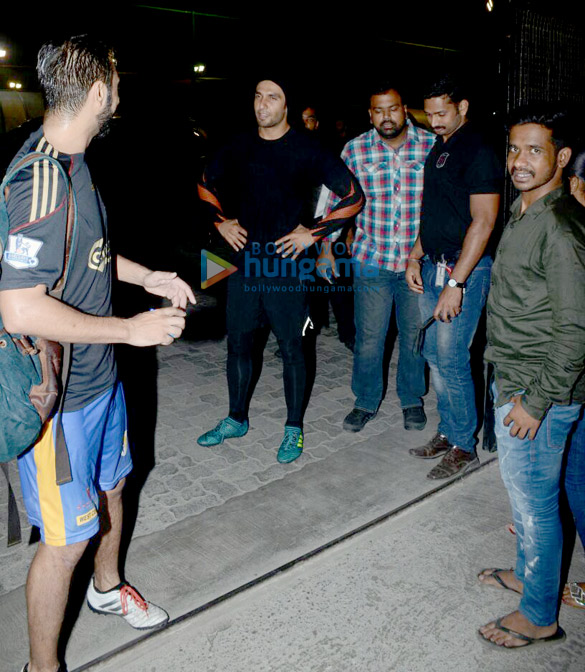 ranveer singh snapped at a football ground in bandra 2