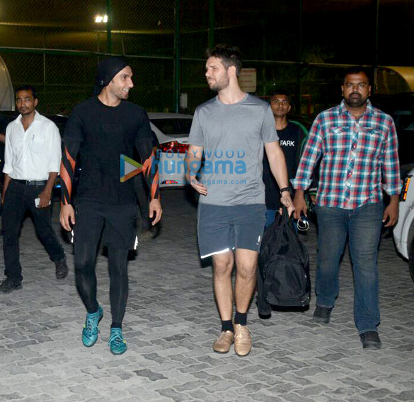 ranveer singh snapped at a football ground in bandra 5