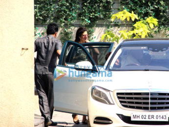 Shahid Kapoor and Jacqueline Fernandez spotted at the gym