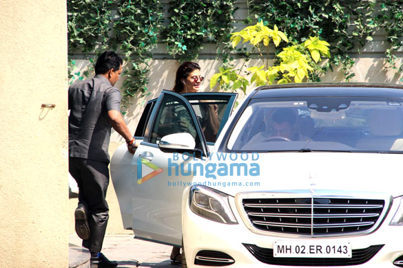 shahid kapoor and jacqueline fernandez spotted at the gym 4