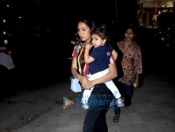 Shahid Kapoor's wife Mira Rajput snapped at their daughter Misha's school