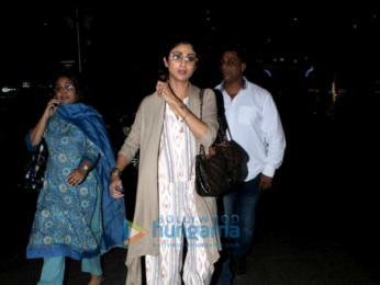 Kriti Sanon, Shilpa Shetty, Malaika Arora and others snapped at the airport