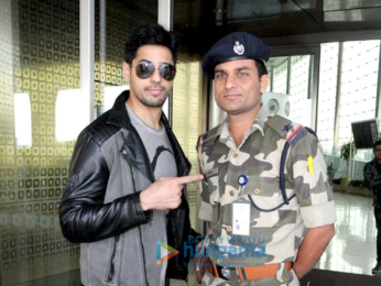 Sidharth Malhotra, Shamita Shetty and others snapped at the airport