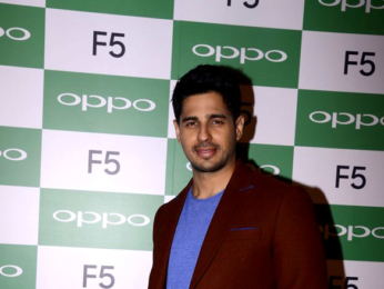 Sidharth Malhotra graces the launch of the Oppo F5 phone
