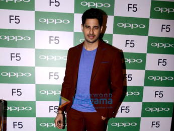 Sidharth Malhotra graces the launch of the Oppo F5 phone