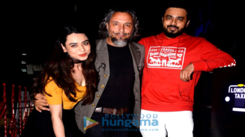 Soundarya Sharma snapped with friends south Mumbai
