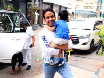 Tusshar Kapoor spotted at his son's school in Bandra