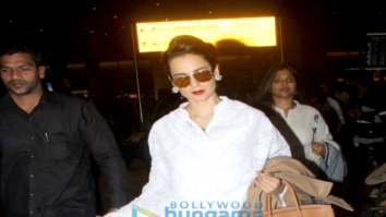 Varun Dhawan, Abhishek Bachchan, Aishwarya Rai Bachchan, Kangana Ranaut and others snapped at the airport