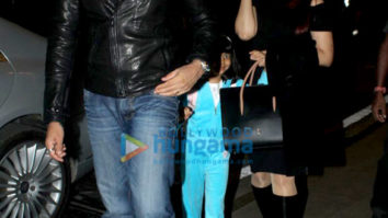 Varun Dhawan, Abhishek Bachchan, Aishwarya Rai Bachchan, Kangana Ranaut and others snapped at the airport