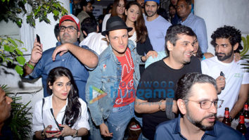 Varun Dhawan snapped with Natasha Dalal