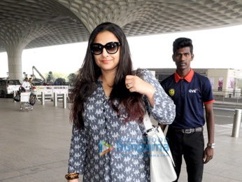 Vidya Balan, Harshvardhan Kapoor, Malaika Arora and others snapped at the airport