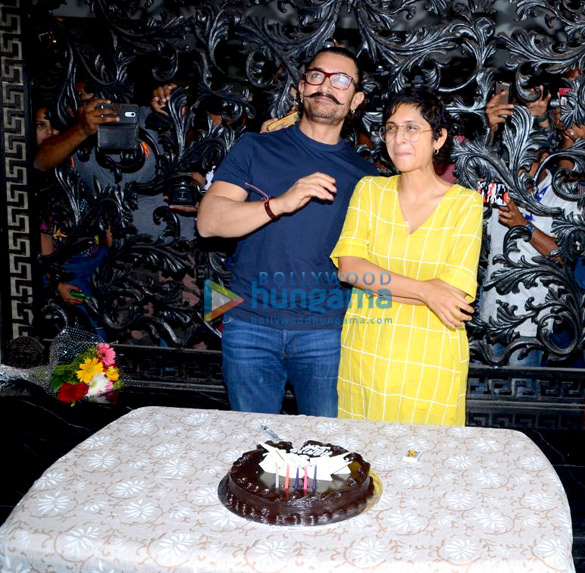 aamir khan celebrates his 53rd birthday with media 5