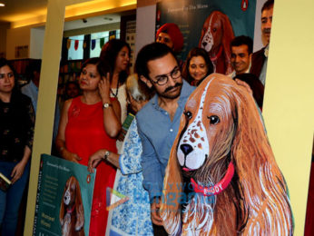 Aamir Khan launches Manjeet Hirani's book 'How To Be Human'