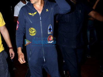 Akshay Kumar and Twinkle Khanna snapped at the airport