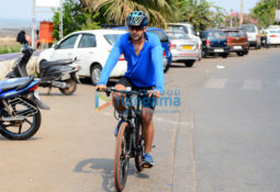 Amit Sadh spotted on a cycle at Carter Road in Bandra