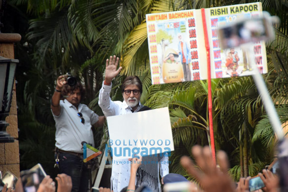 amitabh bachchan snapped meeting fans 4
