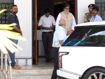 Amitabh Bachchan snapped returning from Jodhpur