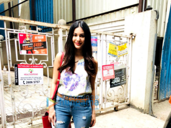 Amyra Dastur snapped in Mumbai