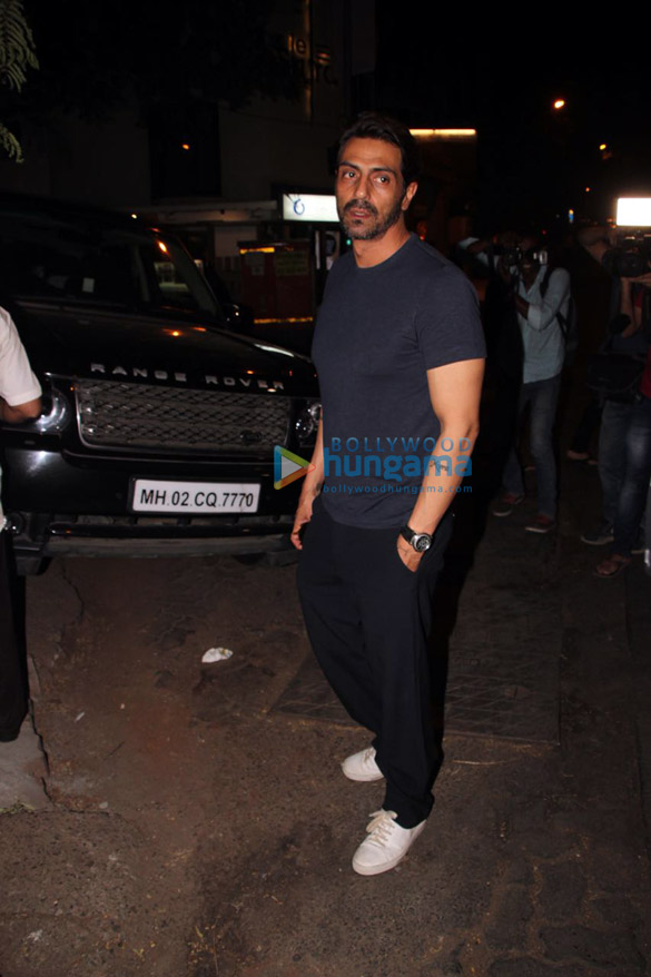 arjun rampal spotted at the korner house 5