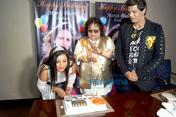 bappi lahiri celebrates manju bhartis birthday 3