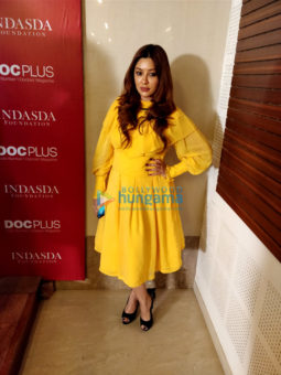 Bhagyashree snapped celebrating Women's Day at Hinduja Healthcare Surgical