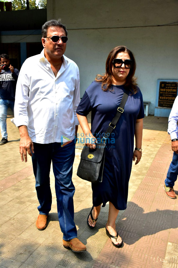Celebs attend the funeral of veteran actress Shammi Celebs attend the funeral of veteran actress Shammi